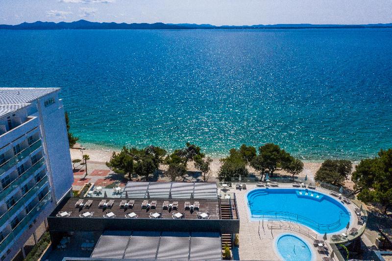 Pinija Hotel slide 4