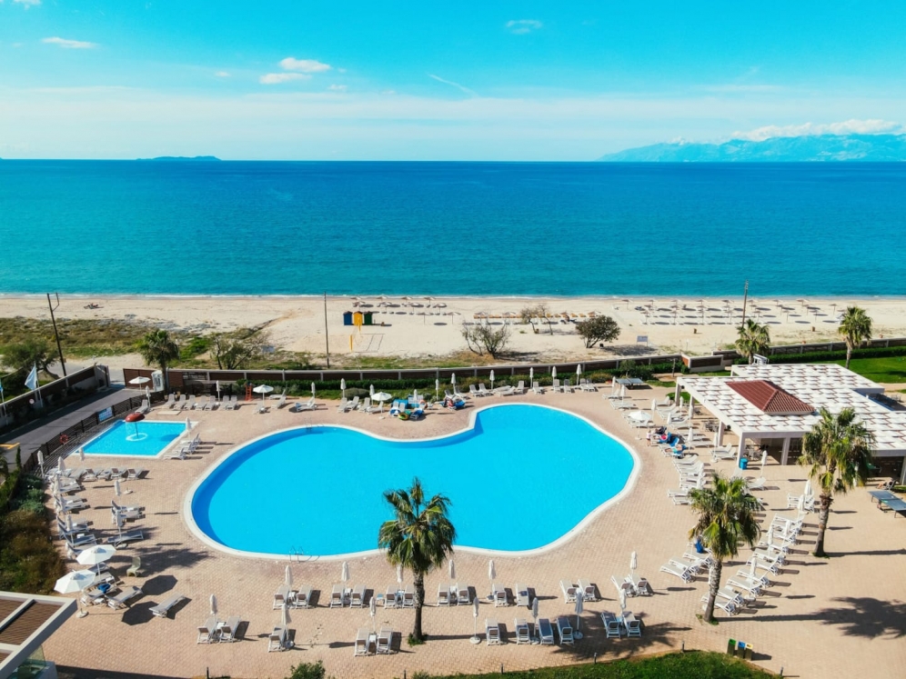 Almyros Beach Resort and Spa slide 3