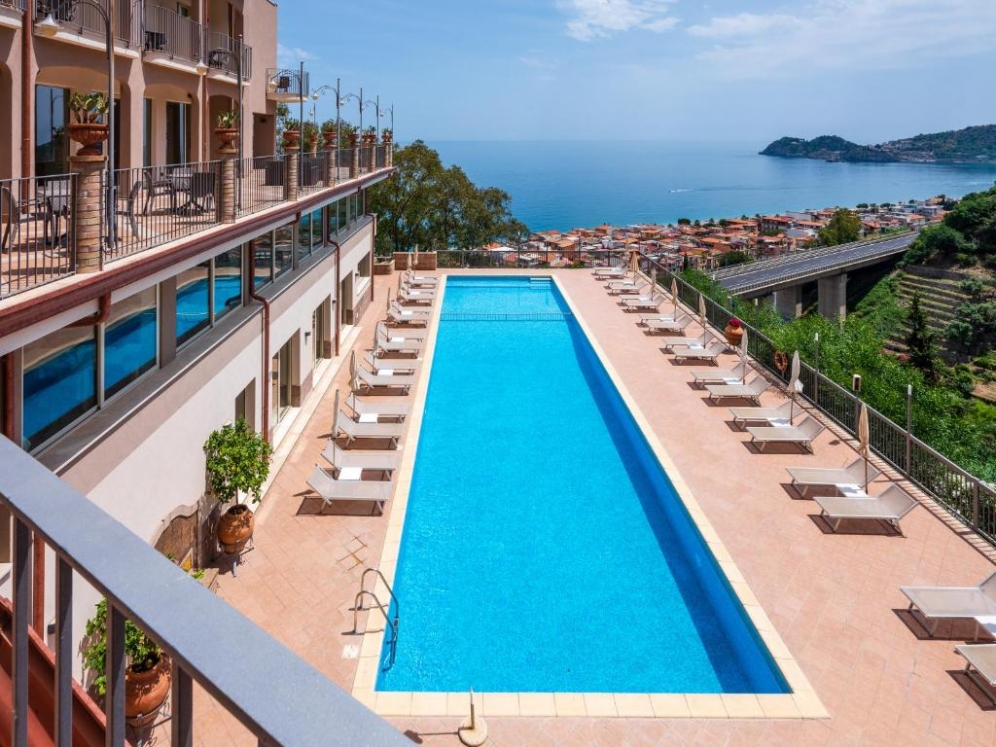 Antares Hotel