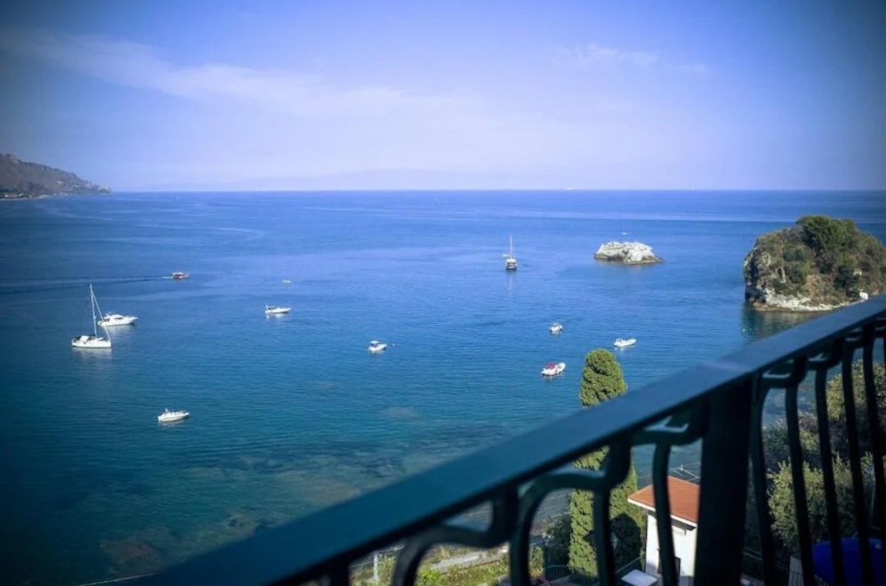 Bay Palace Hotel slide 5