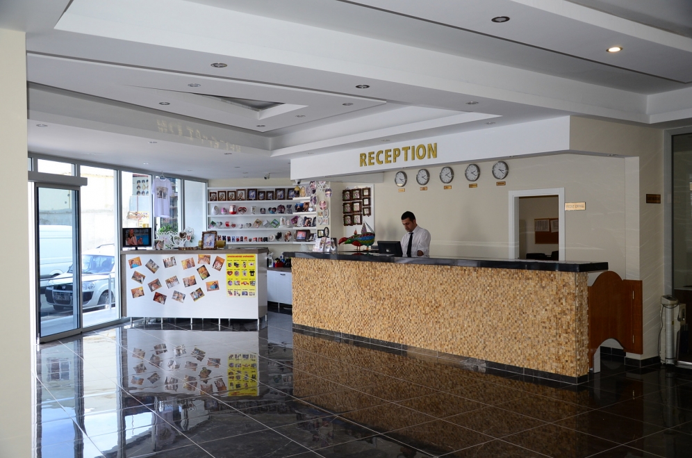 Acar Hotel slide 2