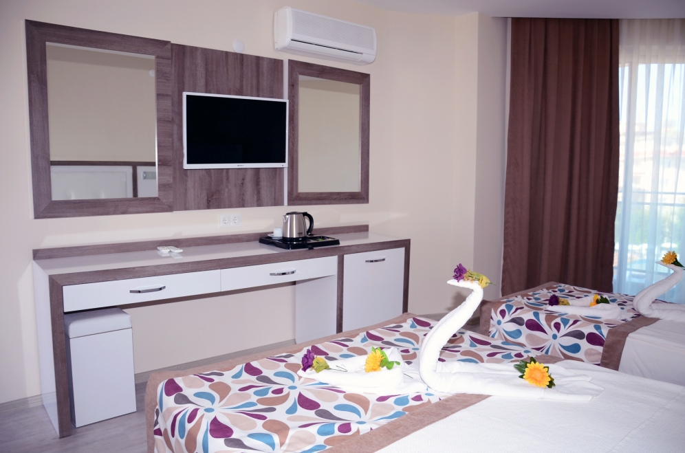 Acar Hotel slide 4
