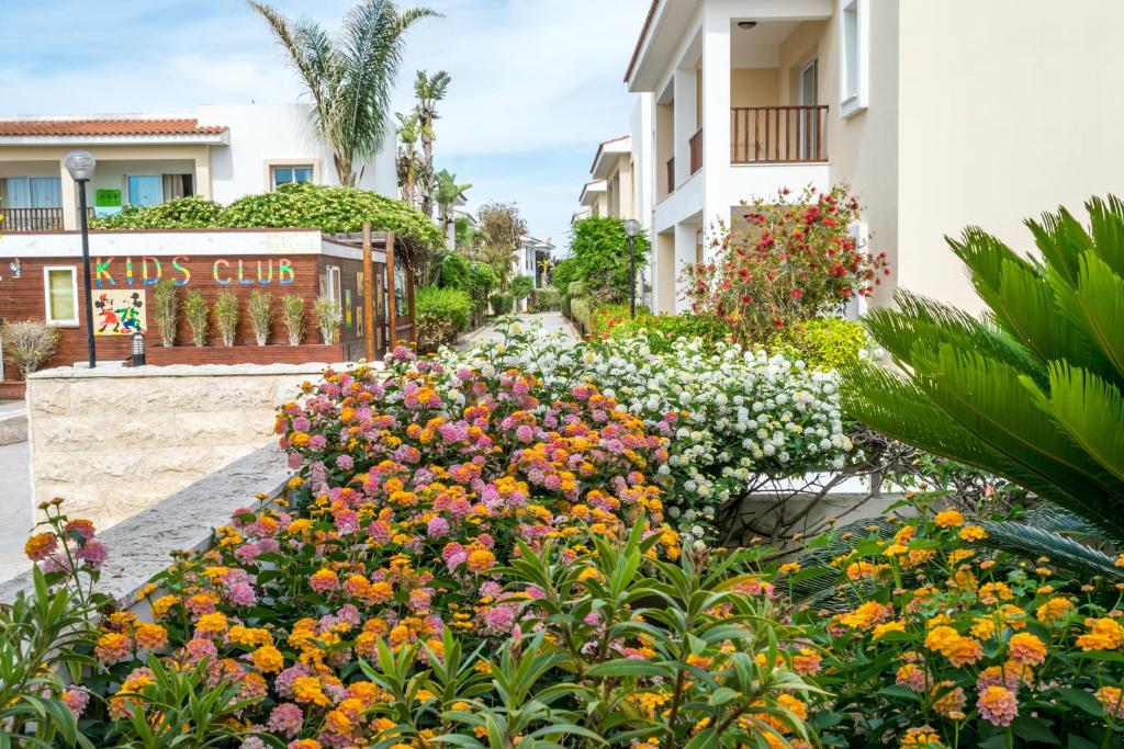 Aktea Beach Village slide 2