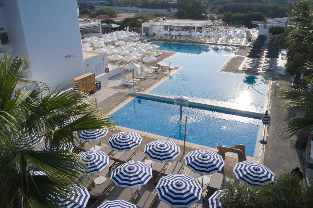 Atlantica Sancta Napa Resort slide 4