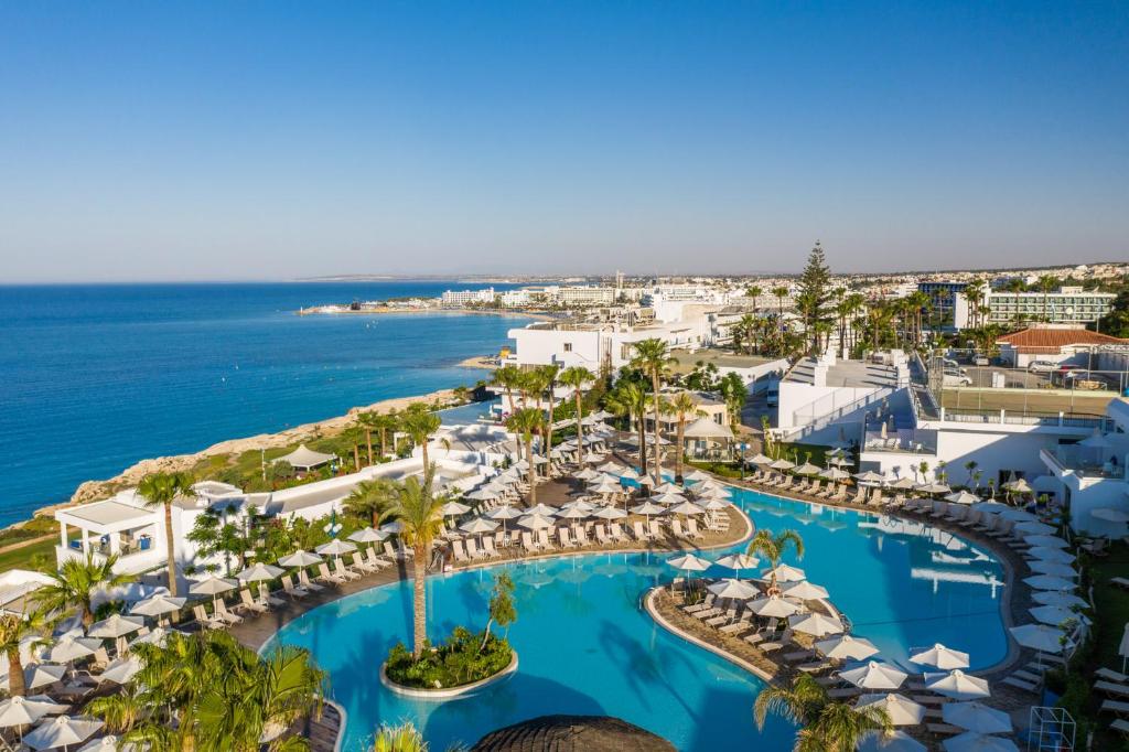 Atlantica SunGarden Beach slide 4