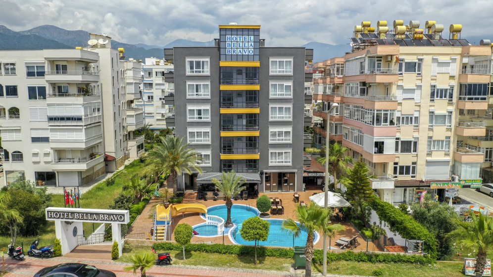 Bella Bravo Suite Hotel slide 4