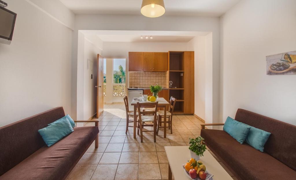 Captain Karas Holidays Apartments slide 5