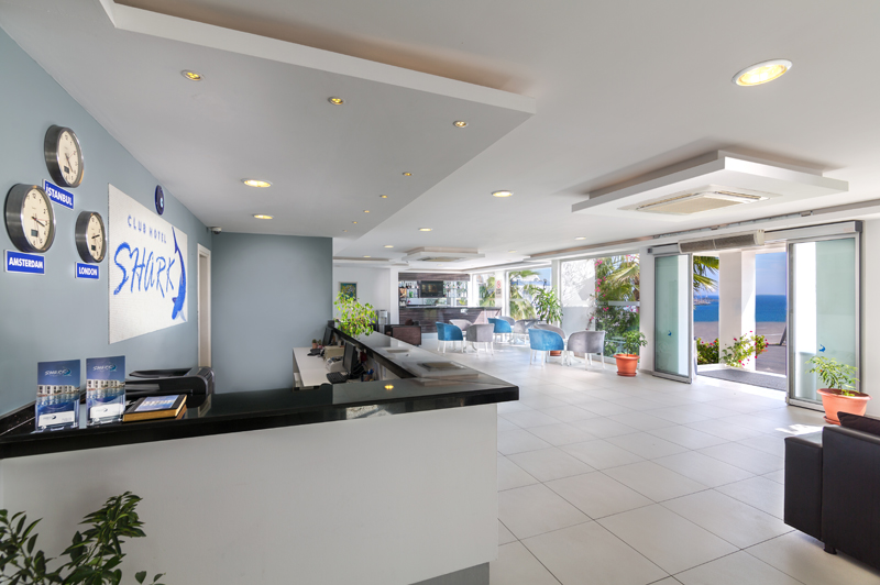 Club Hotel Shark slide 4