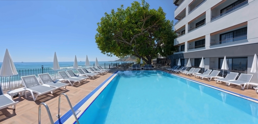 Floria Beach Hotel slide 2
