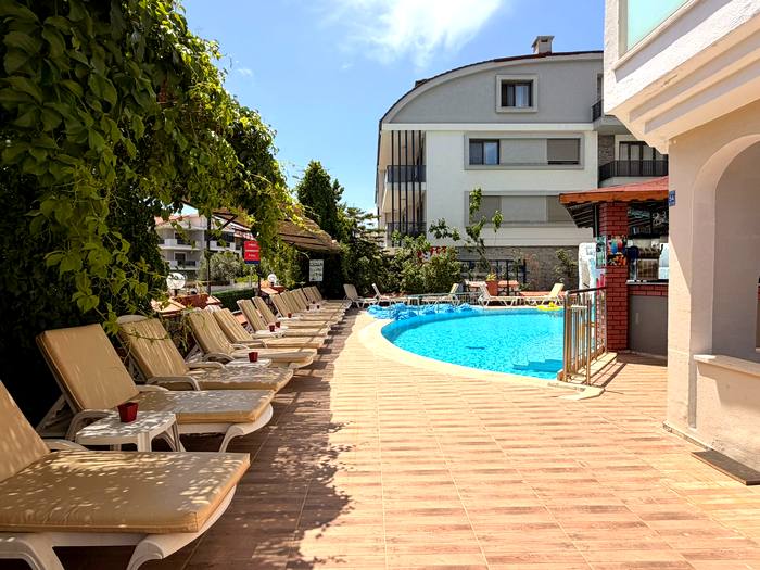 Rayon Apart Hotel slide 3