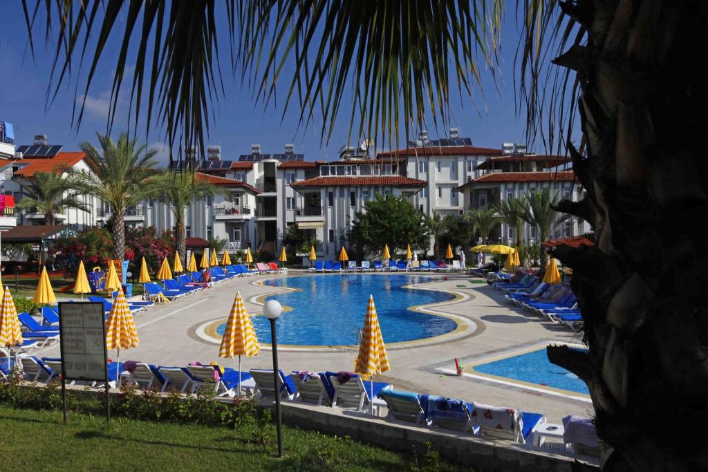 Sunlight Garden Hotel slide 3