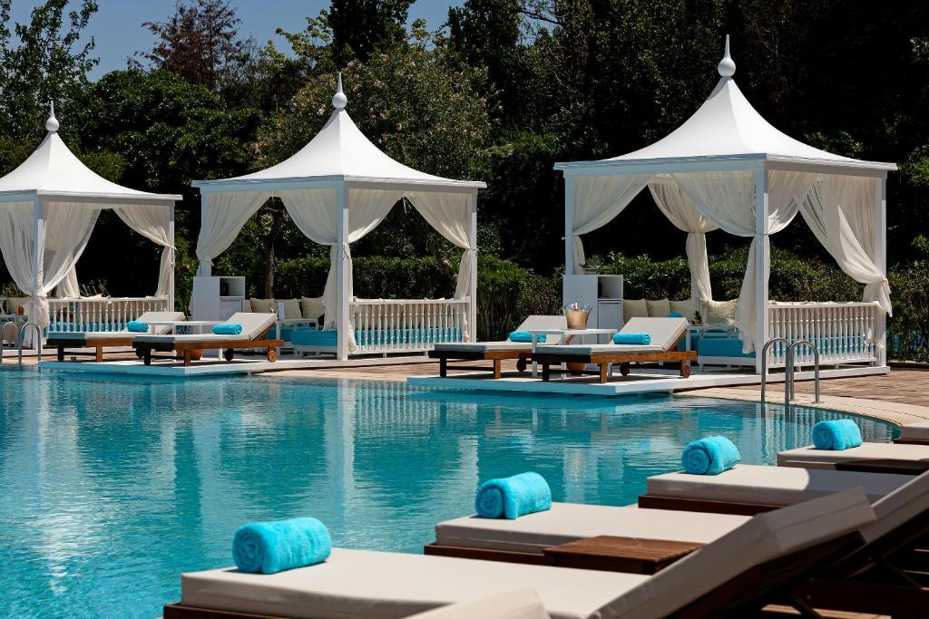 Titanic Mardan Palace slide 3