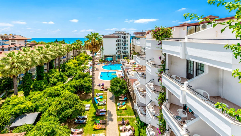 Boulevard Hotel slide 2