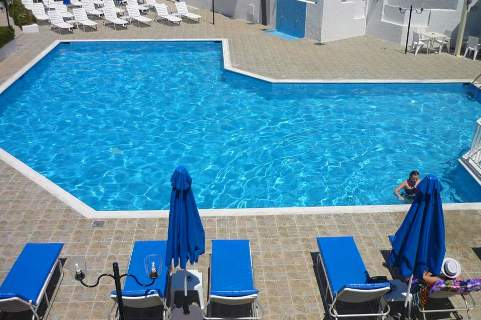 Penelope Beach Hotel slide 2