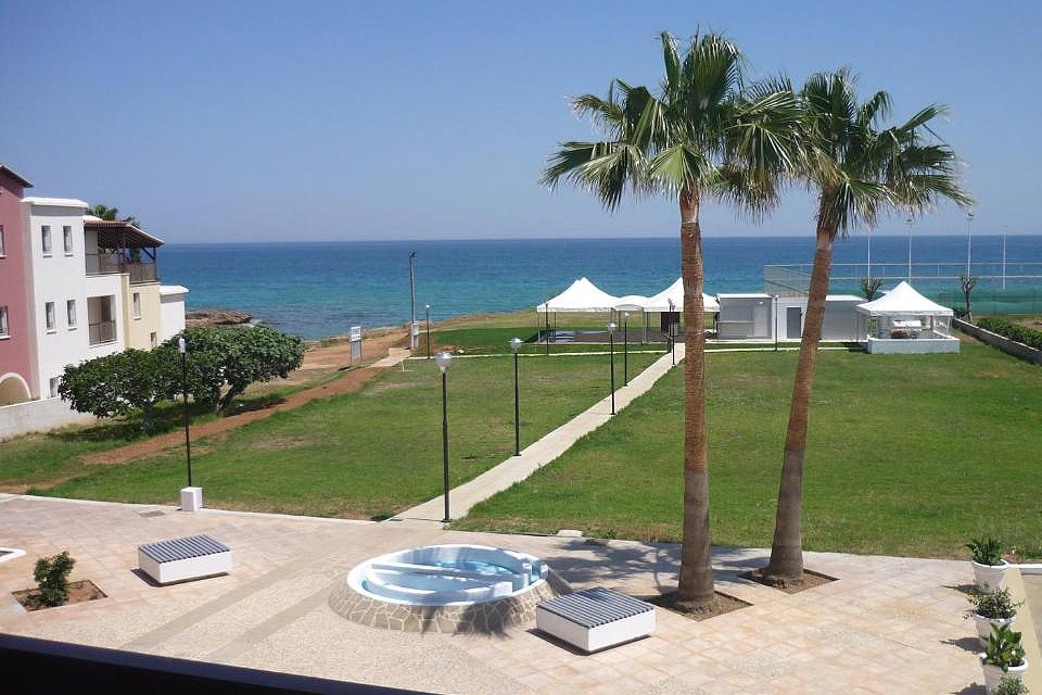 Penelope Beach Hotel slide 3