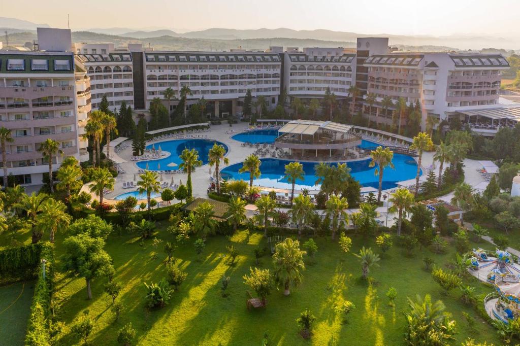 Vita Silva Hotel slide 2