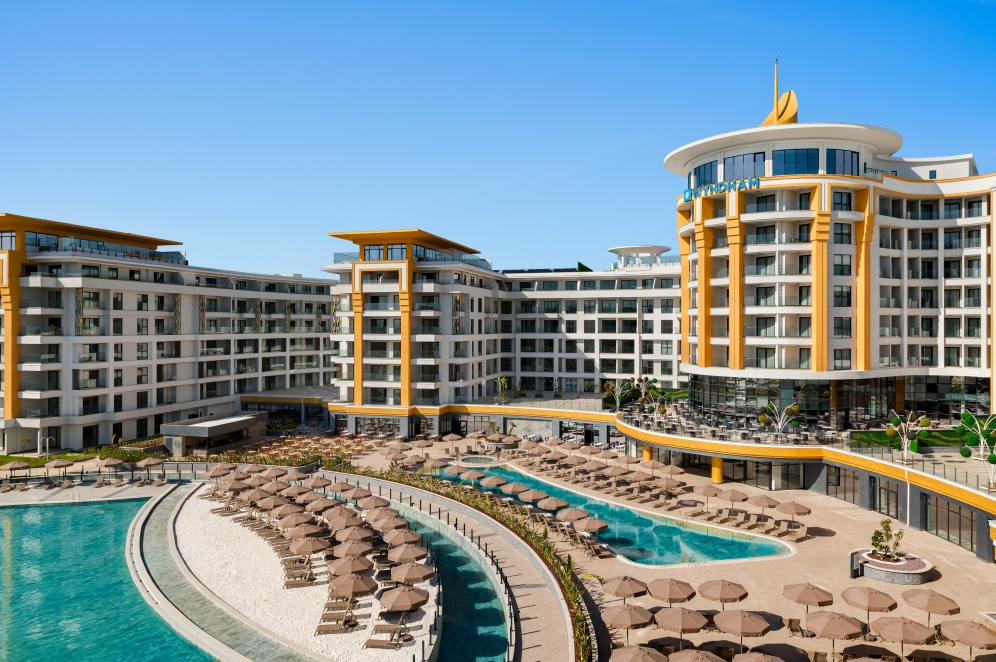 Wyndham Alanya slide 5