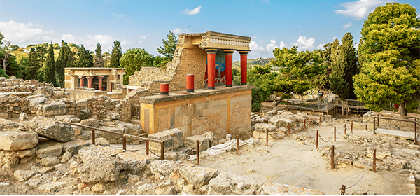 Knossos og arkæologiske udgravninger